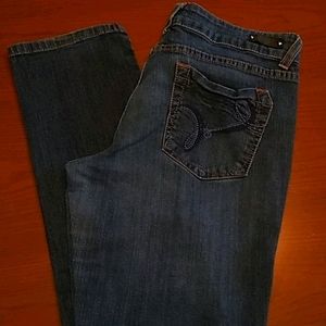 Behold Skyler jeans.